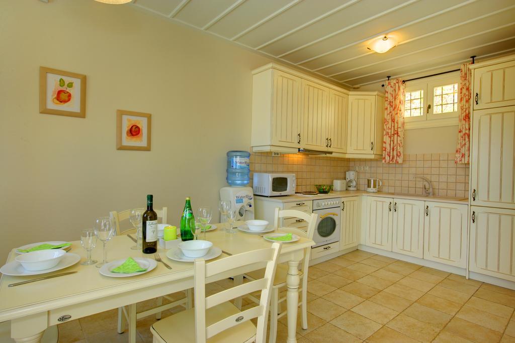 Villa Fiscardo View Villas *